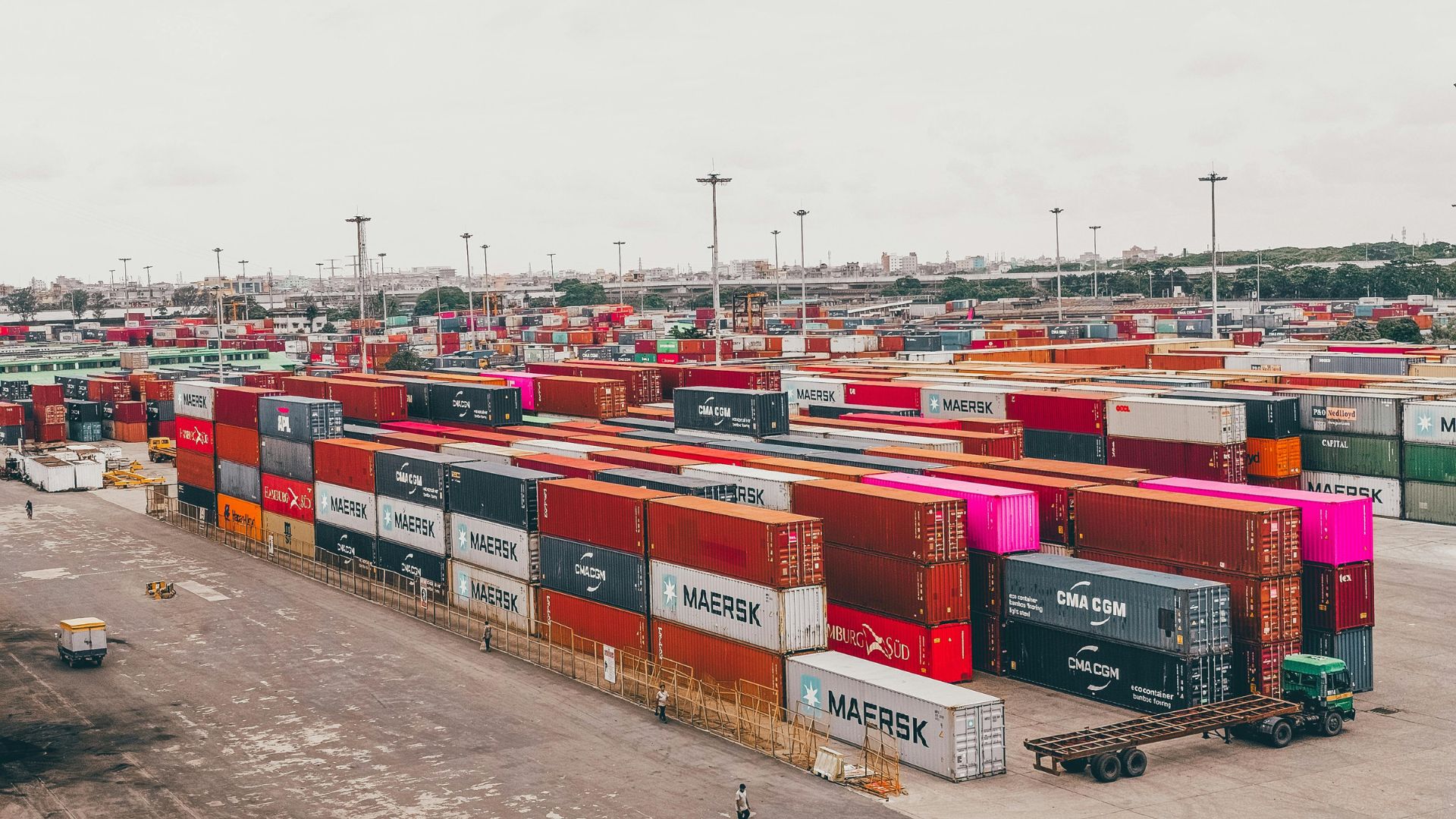 8 Questions to Ask Before Hiring a Customs Broker in Texas (Most Importers Miss #4 and #7)